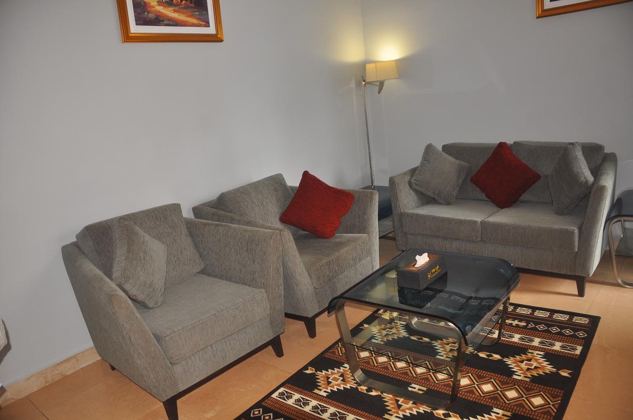 Bolton White Apartments Abuja Bagian luar foto