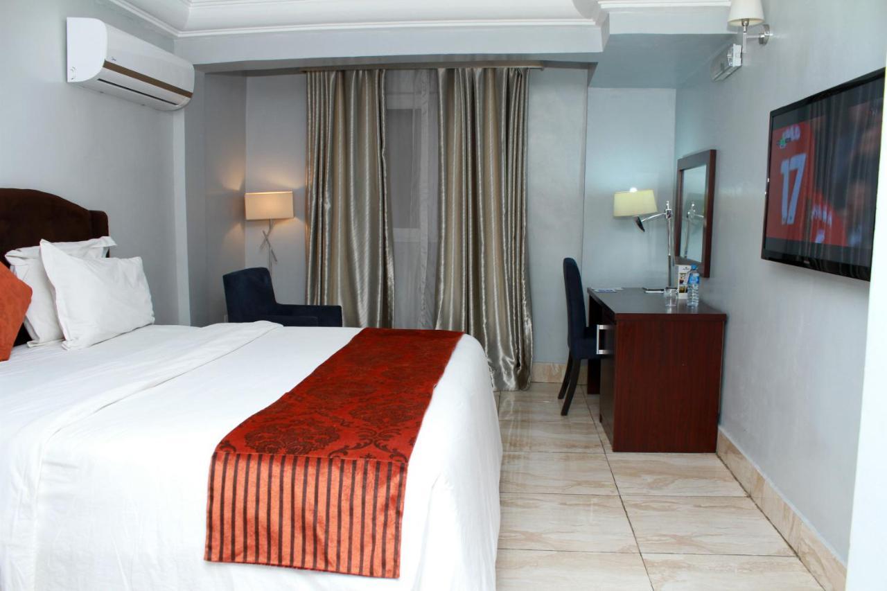 Bolton White Apartments Abuja Bagian luar foto
