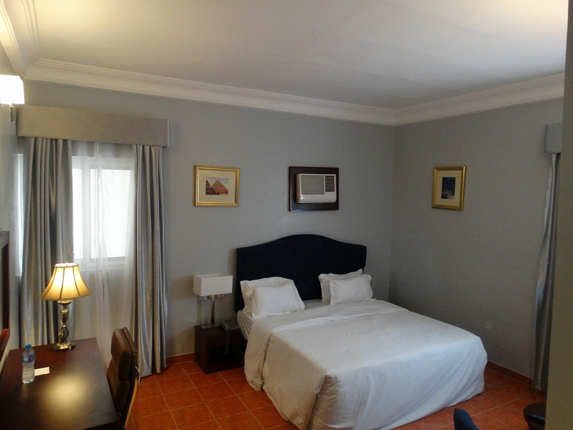 Bolton White Apartments Abuja Bagian luar foto